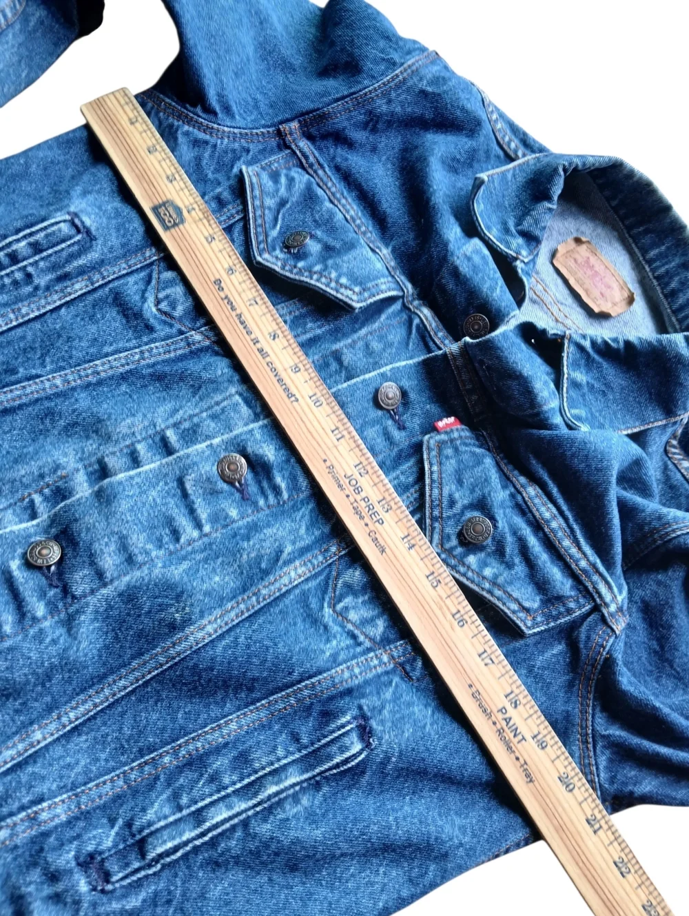 Levi's Vintage Size 40R Made In USA Medium Blue Denim Jacket